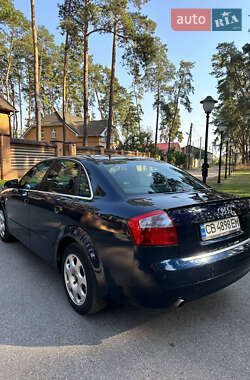 Седан Audi A4 2004 в 