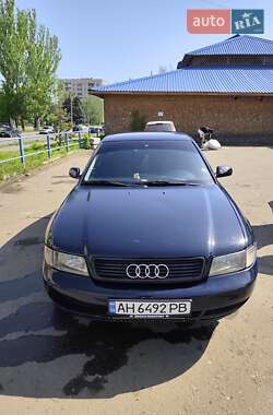 Седан Audi A4 1997 в Славянске
