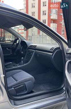 Универсал Audi A4 2004 в 