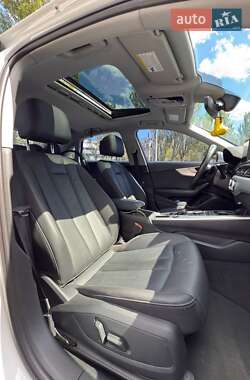 Седан Audi A4 2017 в 