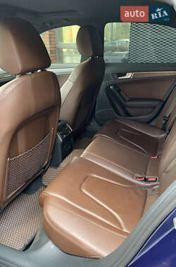 Седан Audi A4 2014 в 