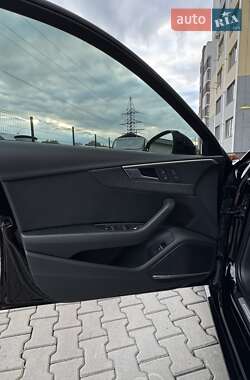 Седан Audi A4 2016 в 