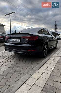 Седан Audi A4 2016 в 