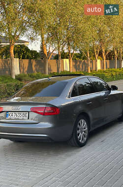 Седан Audi A4 2013 в 