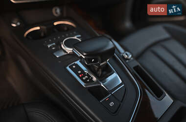 Седан Audi A4 2017 в 