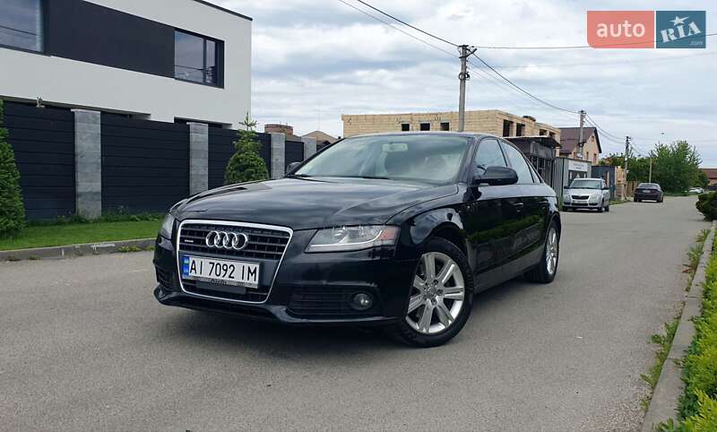 Седан Audi A4 2010 в Киеве