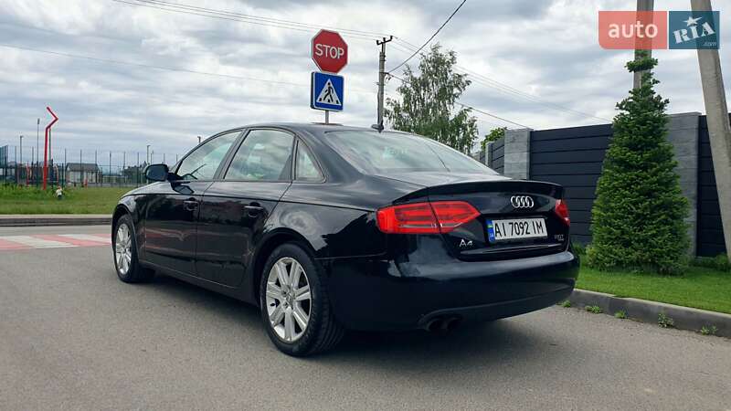 Седан Audi A4 2010 в Киеве