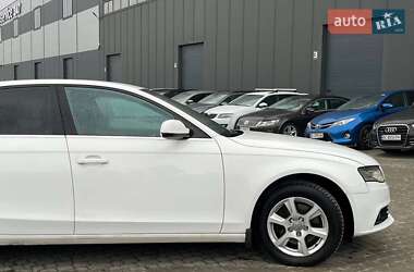 Седан Audi A4 2010 в 