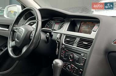 Седан Audi A4 2010 в 