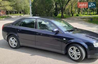 Седан Audi A4 2002 в 