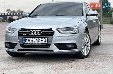 Седан Audi A4 2014 в 