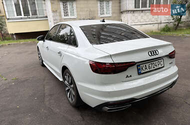 Седан Audi A4 2020 в 
