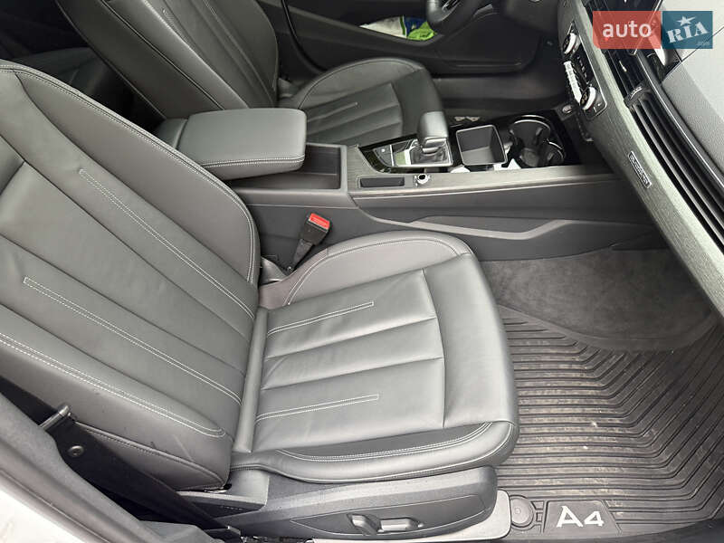 Седан Audi A4 2020 в Києві