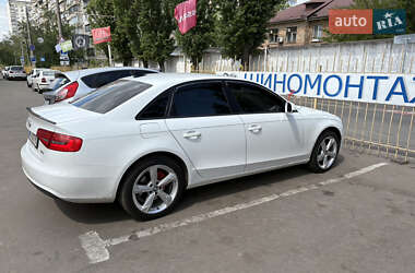 Седан Audi A4 2012 в Києві