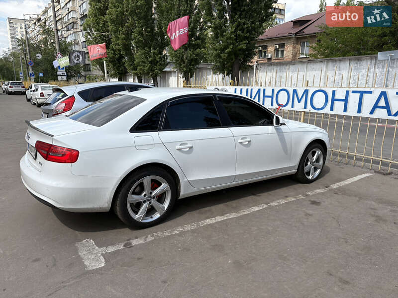 Audi A4 2012