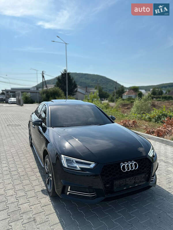 Седан Audi A4 2016 в Мукачево