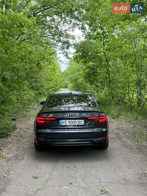 Седан Audi A4 2019 в Днепре