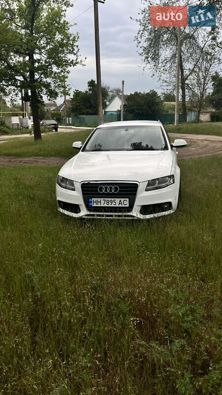 Универсал Audi A4 2009 в Веселинове