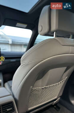 Седан Audi A4 2023 в 
