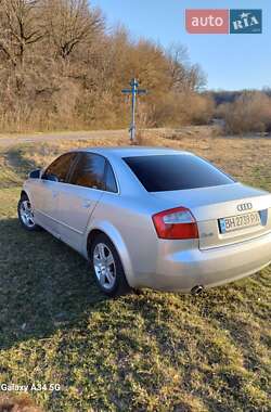 Седан Audi A4 2004 в 