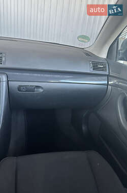 Универсал Audi A4 2002 в 