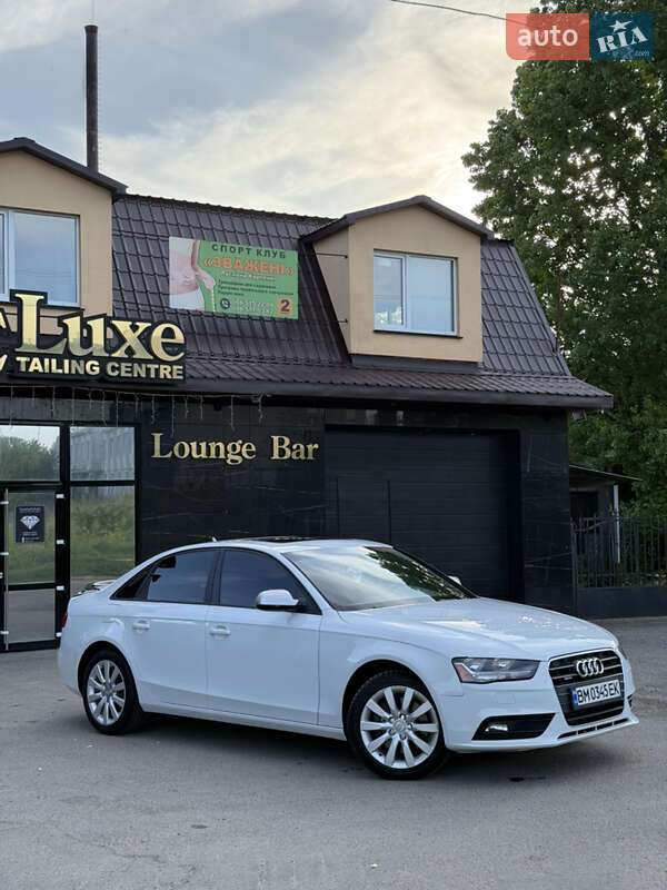 Седан Audi A4 2012 в Сумах