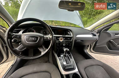 Седан Audi A4 2012 в Львове
