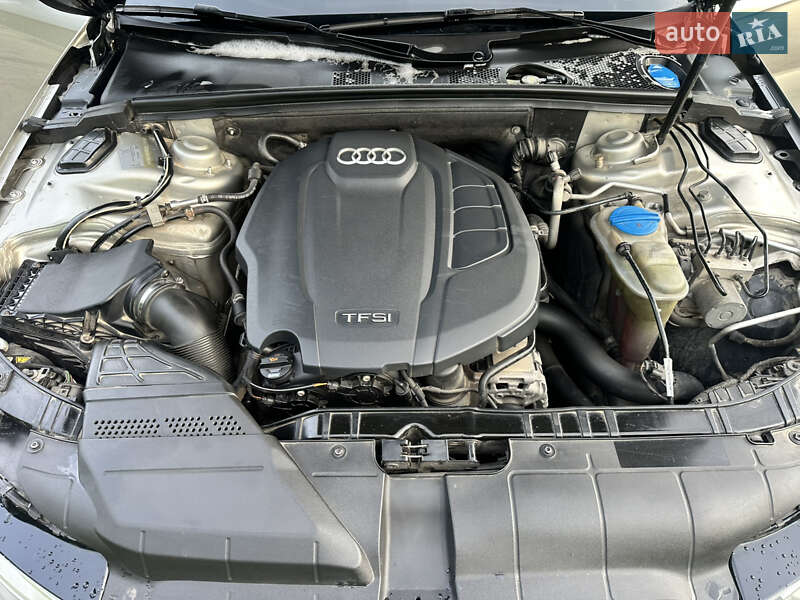 Седан Audi A4 2012 в Львове