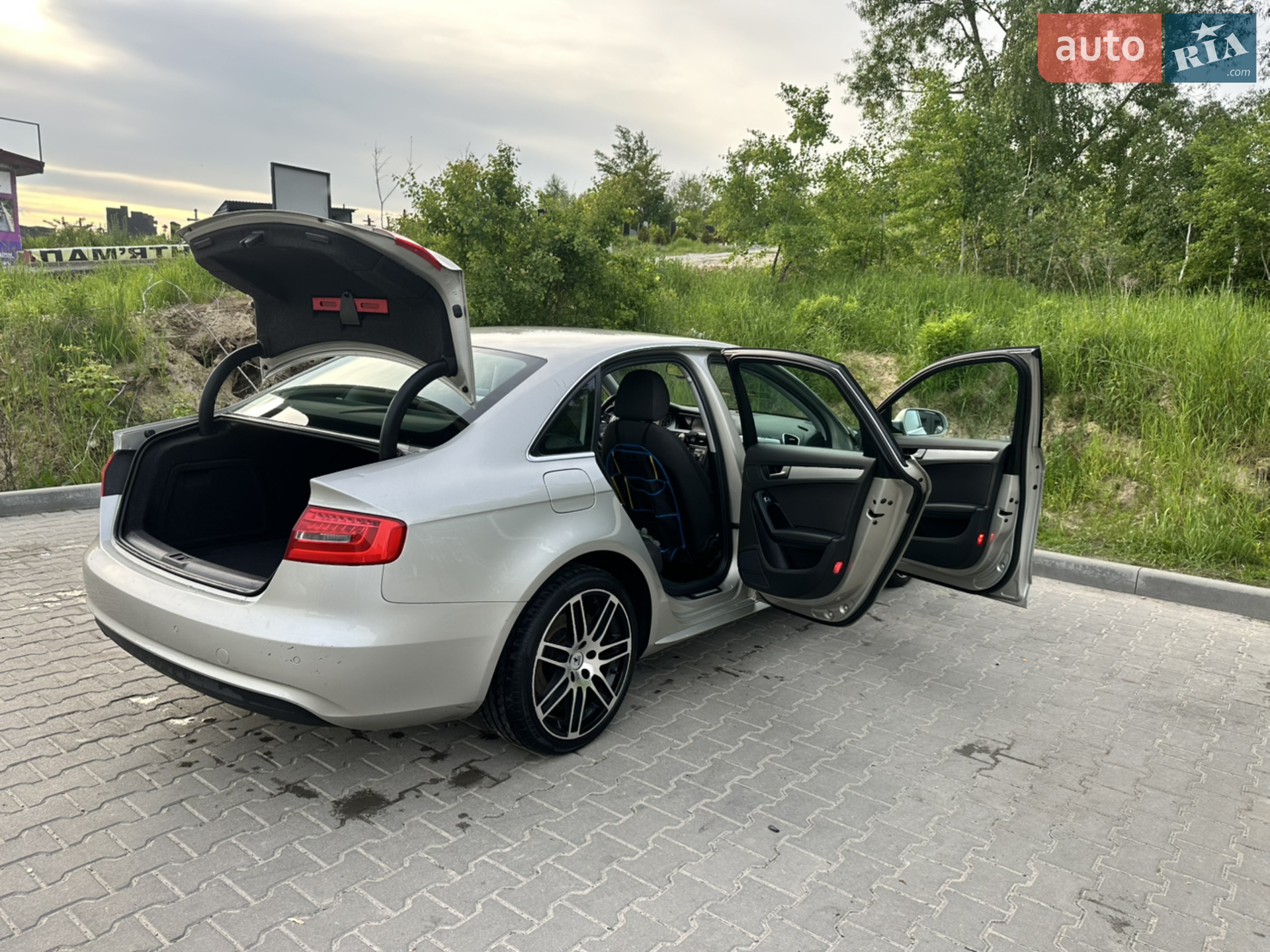 2012 Audi A4 - мініатюра 21