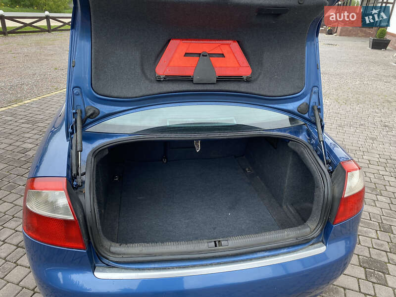 Седан Audi A4 2001 в Тернополе