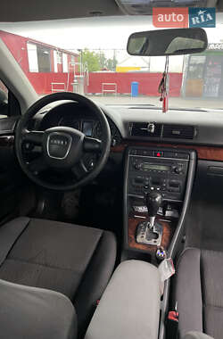 Седан Audi A4 2006 в 