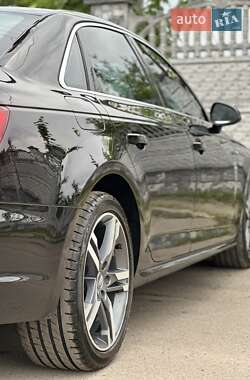 Седан Audi A4 2016 в 