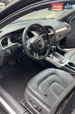 Седан Audi A4 2010 в 