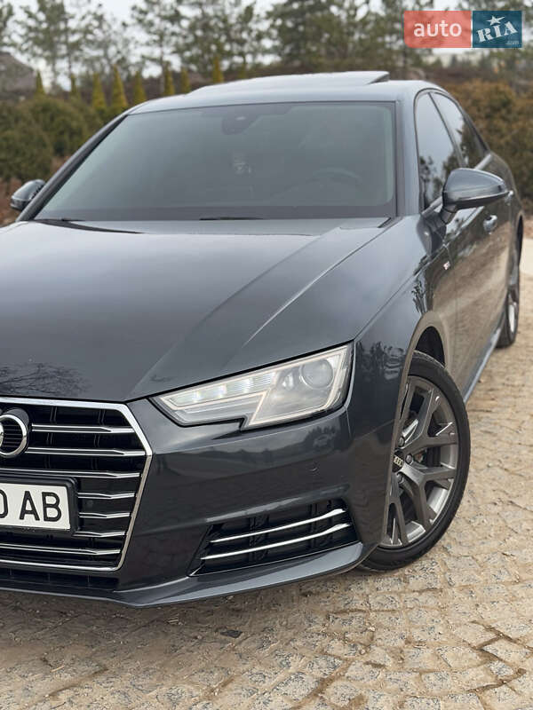 Седан Audi A4 2018 в Днепре