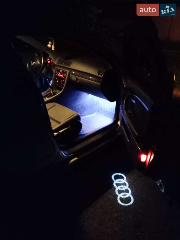 Седан Audi A4 2001 в Черкассах