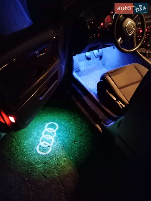 Седан Audi A4 2001 в Черкассах
