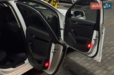 Седан Audi A4 2014 в 