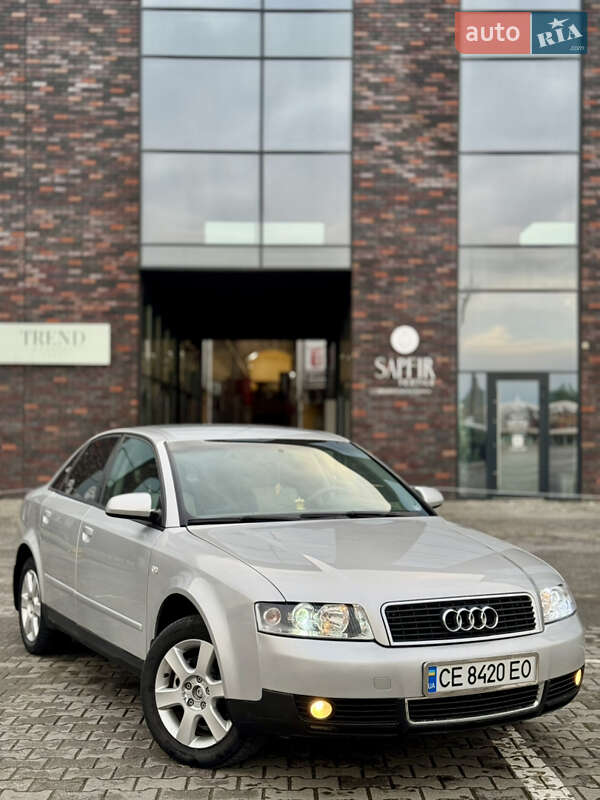 Седан Audi A4 2001 в 