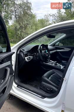 Седан Audi A4 2016 в 
