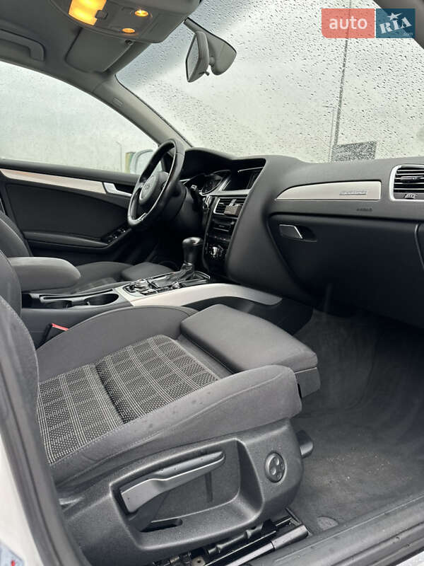 Универсал Audi A4 2014 в Львове
