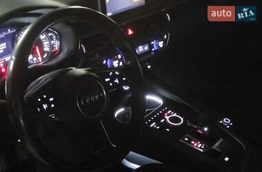 Седан Audi A4 2017 в 