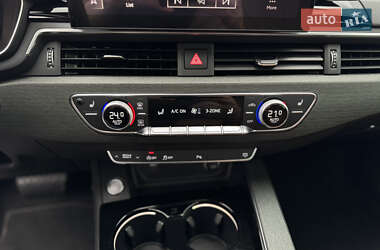 Седан Audi A4 2020 в 