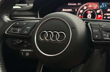 Седан Audi A4 2016 в 