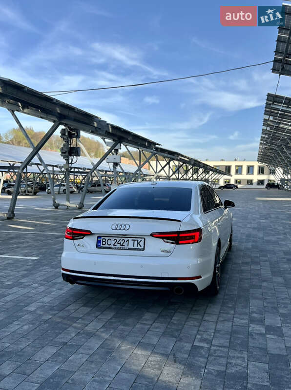 Седан Audi A4 2017 в Львове