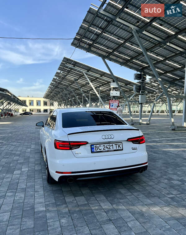 Седан Audi A4 2017 в Львове