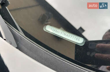 Седан Audi A4 2021 в 