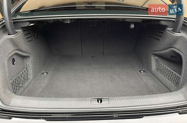Седан Audi A4 2021 в 