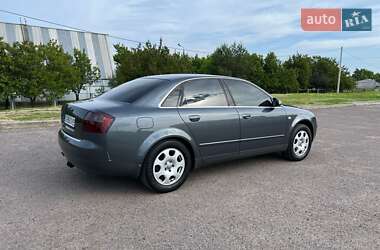 Седан Audi A4 2001 в 