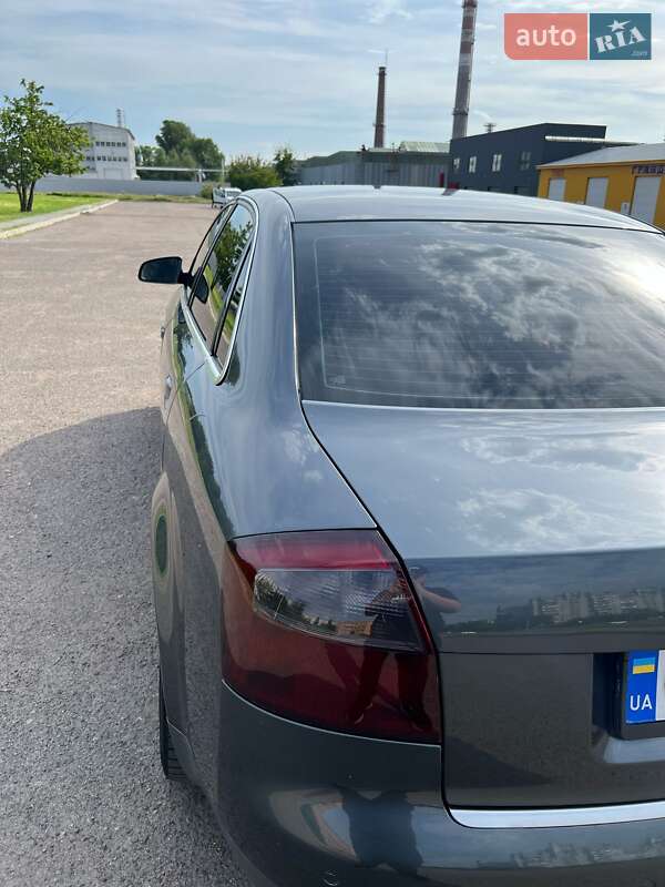 Седан Audi A4 2001 в Черкассах