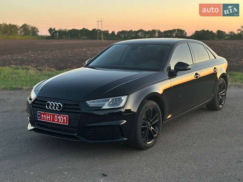 Седан Audi A4 2019 в Полтаві